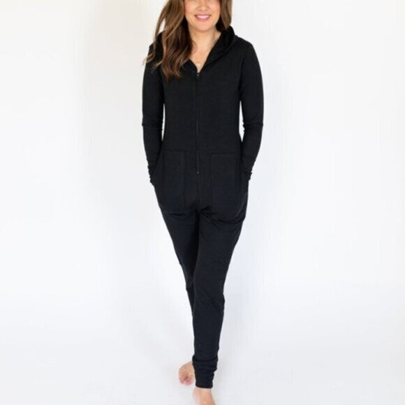 SMASH + TESS Jilly Jogger Romper in Black Women Size Medium - Picture 2 of 6